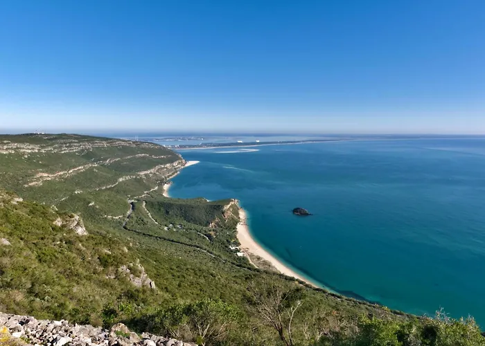 Vakantiehuis Serra E Mar Refuge In - Family Friendly Near The Arrabida Beachs