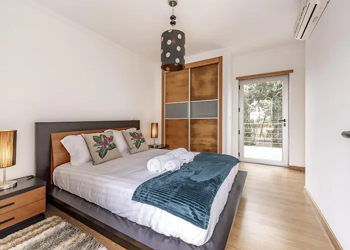 Serra E Mar Refuge In - Family Friendly Near The Arrabida Beachs