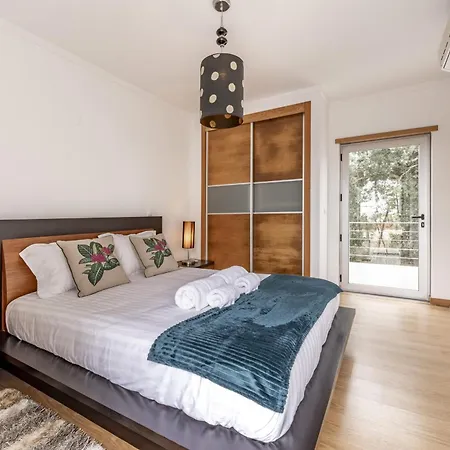 Serra E Mar Refuge In - Family Friendly Near The Arrabida Beachs